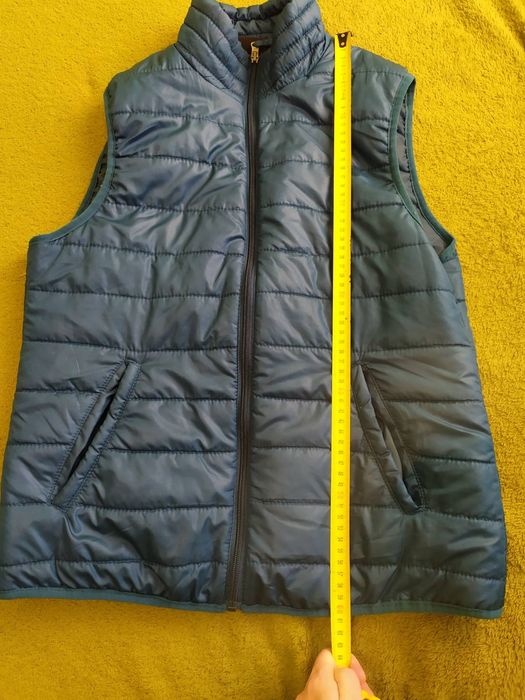 Ветровка , куртка лёгкая