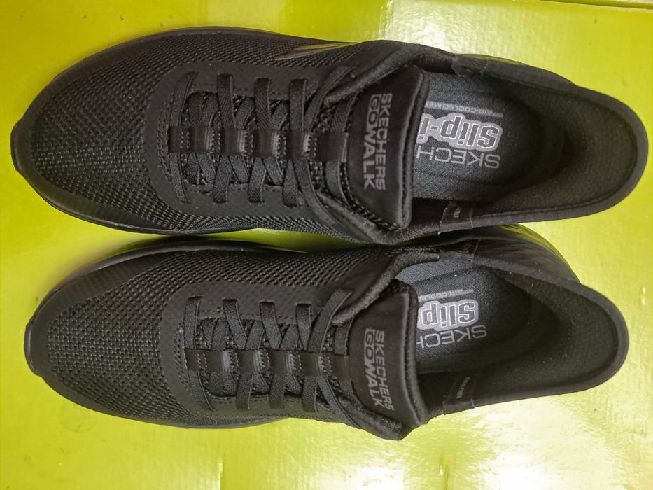 Кроссовки   Skechers оригинал размер 39 стелька 26 см