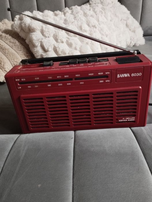 Stare Radio Sanwa 6030