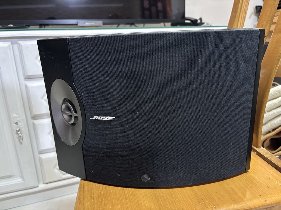 Colunas Bose modelo 301