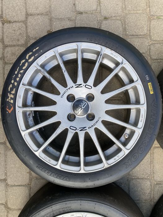 Oz Superturismo Gt 17" 7J, ET40, 4x100, Hankook C52
