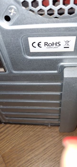 Torre  com Monitor incluido