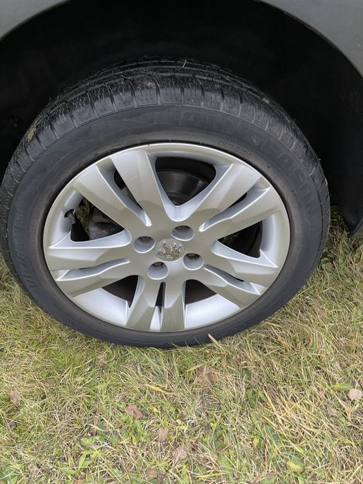 Комплект дисків з шинами 215/50R17 Пежо 3008 5008 4*108 Диски Пежо
