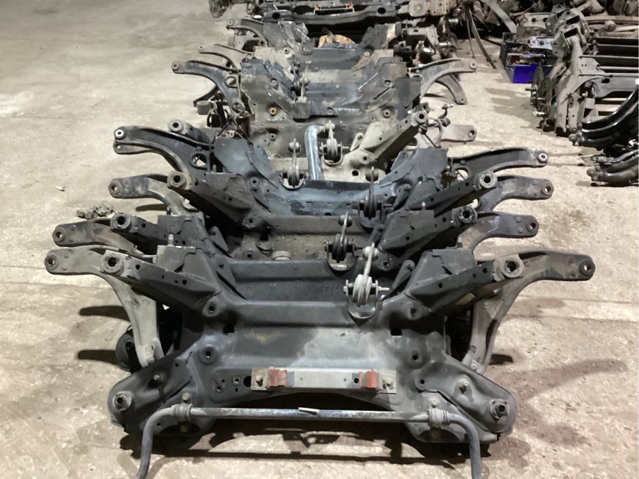 Передня балка Reno Master 3 Opel Movano підвіска ричаг передній