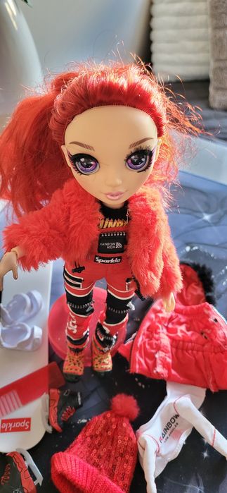 Lalka Rainbow High Ruby Winter