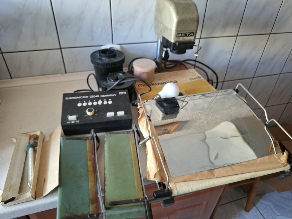 Akcesoria do ciemni fotograficznej