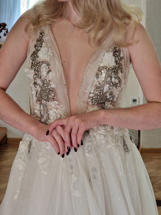 Весільна сукня плаття