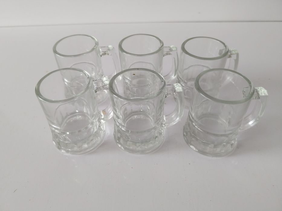 Copos whisky, cinzano e outros [NEGOCIÁVEL] a partir de