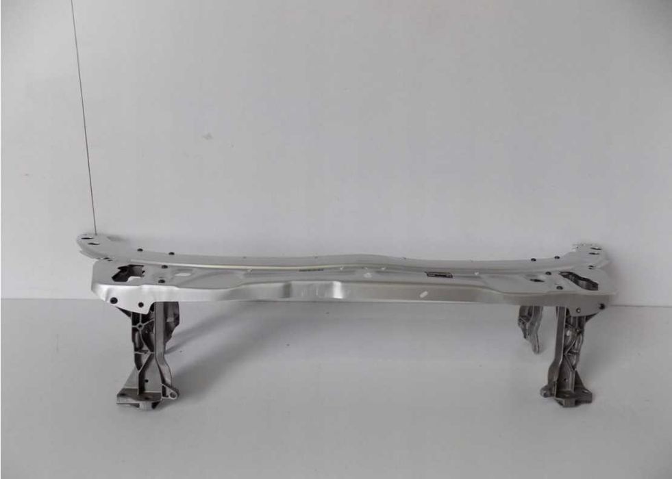 Передня панель на Mersedes w205 2014-2022