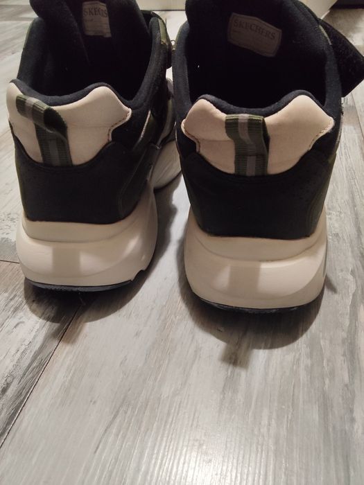 Кросівки деми Skechers р.37.