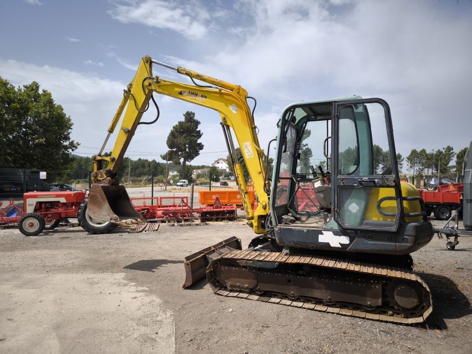 Yanmar B50 Mini Giratória