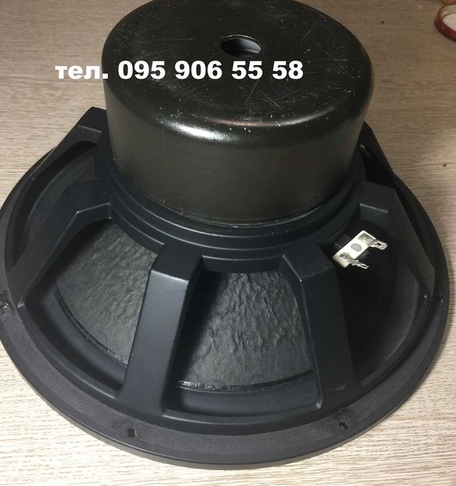 Сабвуферный динамик 12 дюймов. Состояние нового. Шикарный бас!