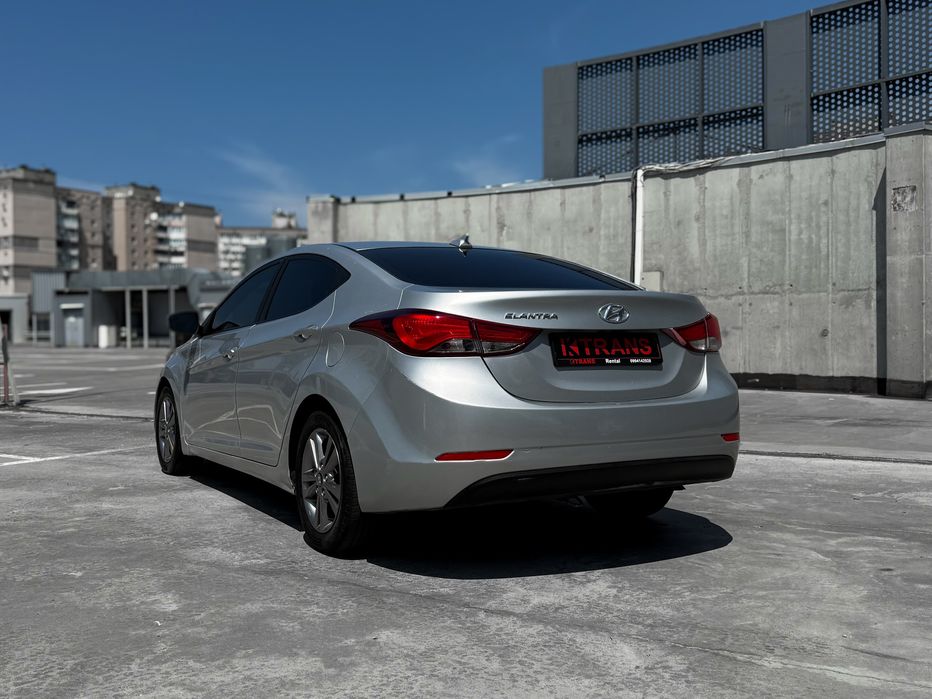 Оренда авто Hyundai Elantra, 1300 грн доба.  Прокат авто Київ, Аренда