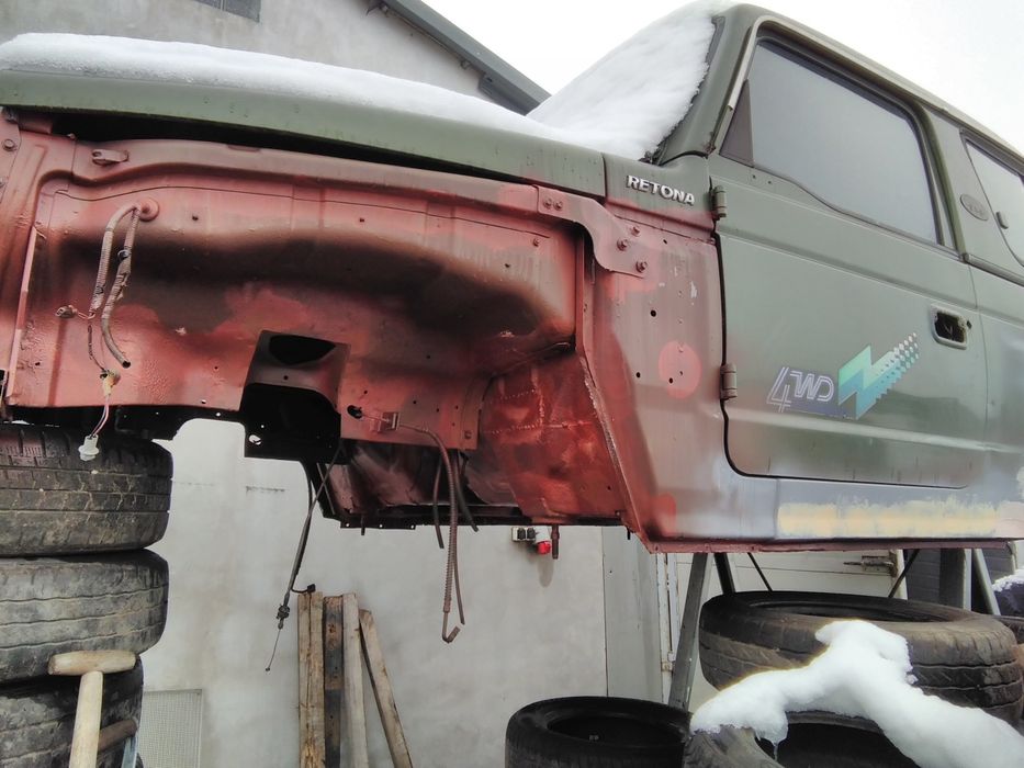 KIA Retona na części