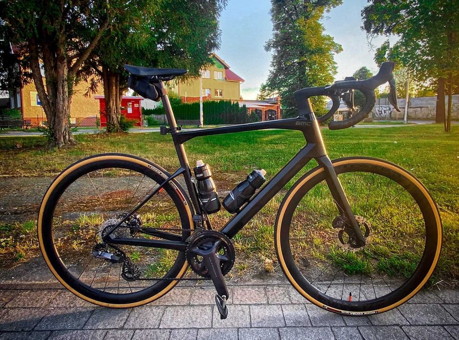 BMC RoadMachine Di2 r. 56, Szosa