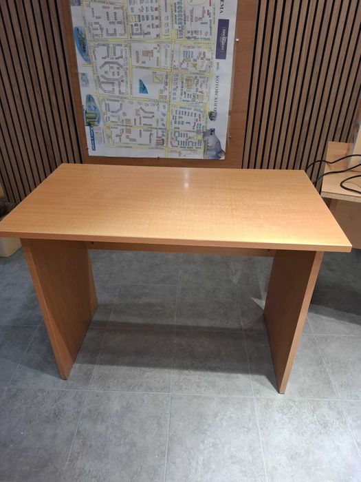 Продам 3 офисных стола за 1000 грн