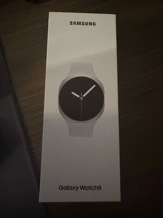 Samsung Galaxy Watch 8 – Novo na Caixa + Bracelete Desportiva Extra