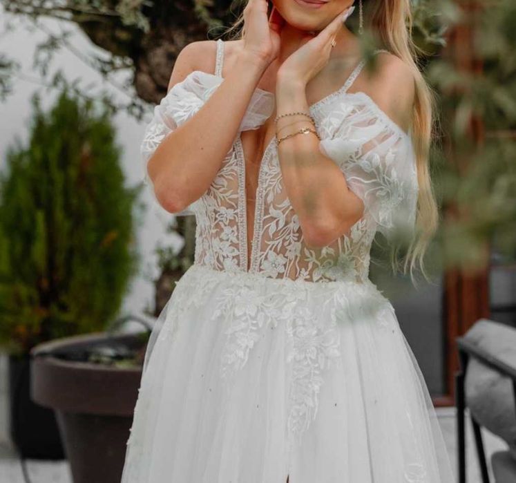 Sukienka ślubna - koronka
