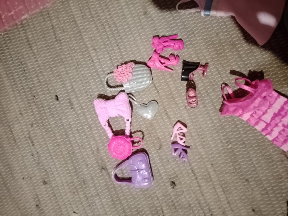 Bonecas guarda fatos da Barbie roupas e acessórios