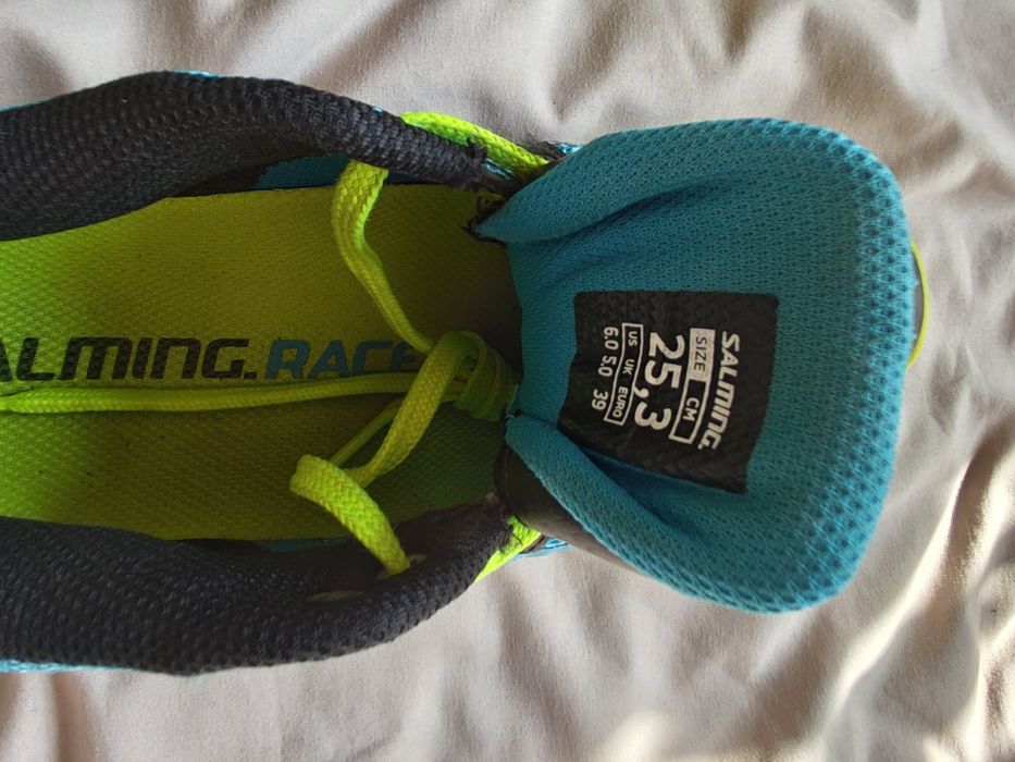 Buty sportowe Race R3 halowe halówki 39 siatkówka