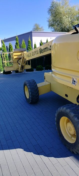 Podnośnik koszowy zwyżka genie S45 4x4