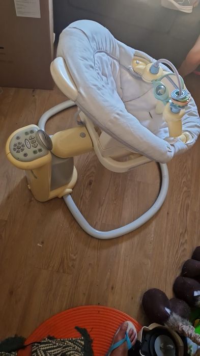 Vendo Cadeira de baloiço