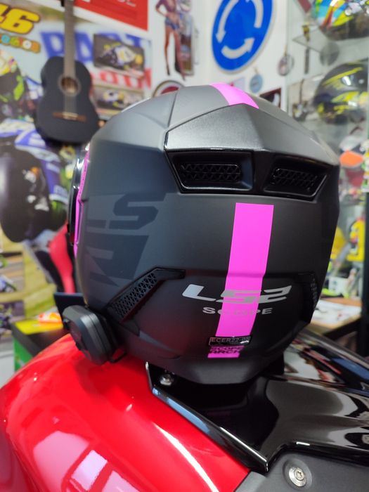 Capacetes como novos marca LS2