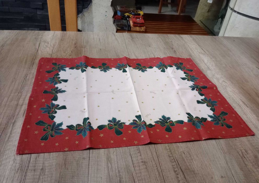 Retrosaria  2 Panos/ Toalhas tabuleiro, Alusivos ao Natal  - Novos