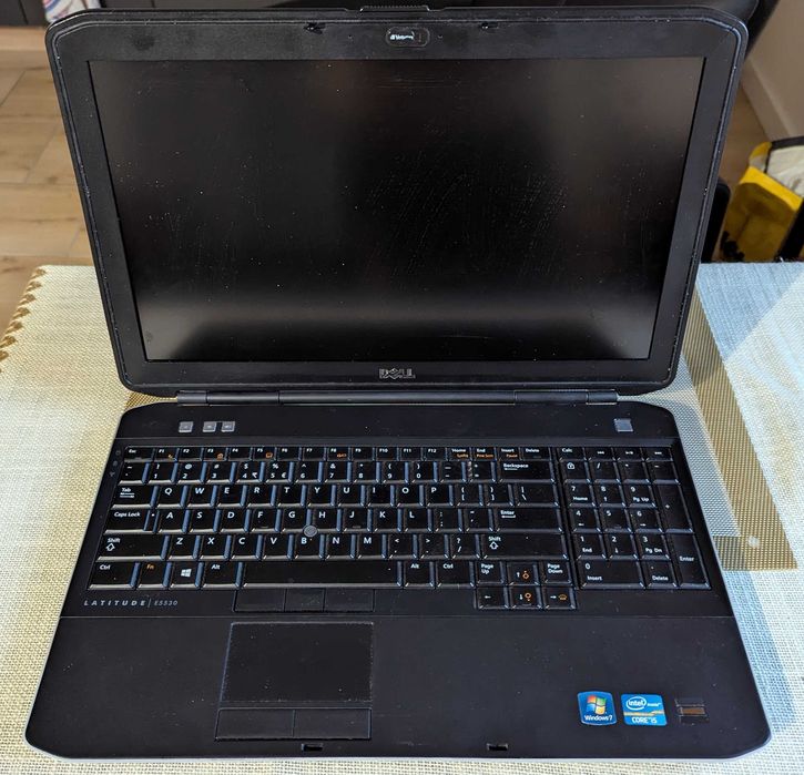 Notebook Dell Latitude E5530 i5, 8GB, SSD 240GB, FHD, Win11, WWAN