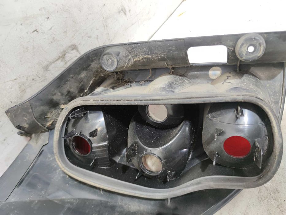 Renault Laguna II 2 Kombi Lampa Prawy Tył
