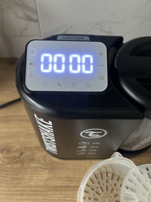 Блендер-пароварка Twistshake Baby Food Maker