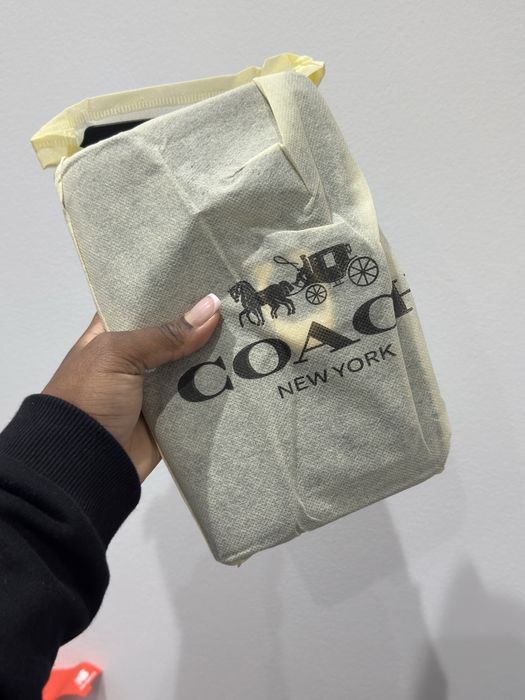 Mala bag coach preta a tiracolo