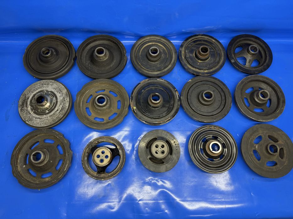 Шків шкив Колінвала Мерседес 2.0 2.2 2.3 2.5 2.7 2.9 3.0 3.2 3.5