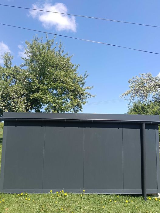 Garaż z płyt warstwowych 40mm - RAL 7016