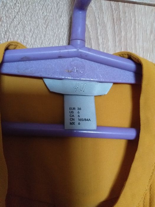 Piękna plisowana bluzka.