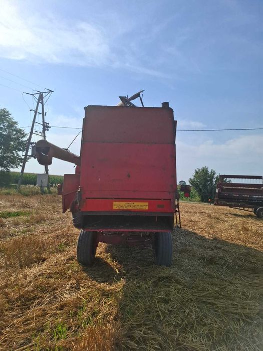 Kombajn zbożowy Bizon 56
