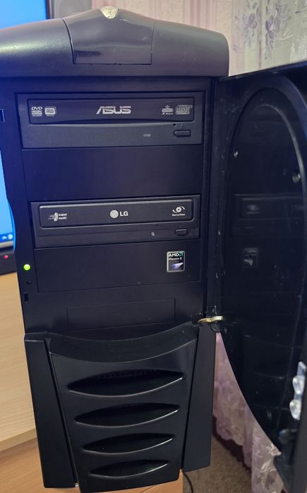 Компьютер системный блок на DDR2 ретро