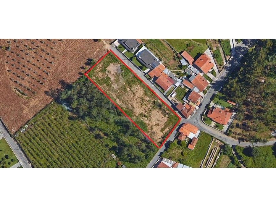 Terreno para construção com 3.175m2 em São João de Ver.