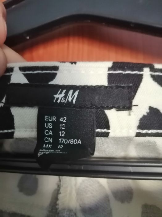 Spodnie damskie rozmiar 42