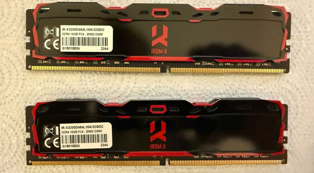 Pamięć RAM ddr4 Goodram IRDM 32gb 2x16gb 3200MHz CL16