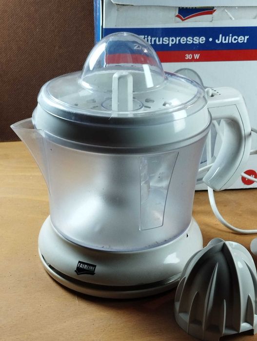 Espremedor de Citrinos Fairline