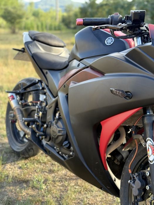 Yamaha YZF-R3 2015