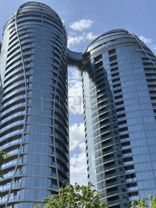 Продаж Квартири Печерський район вул. Іоанна Павла II 12 1-кімнатна квартира в Taryan Towers вежа №2 20 поверх 45 м² — 4094 $/м²