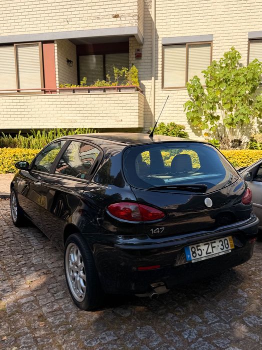 Alfa Romeo 147 Distinctive (2004)