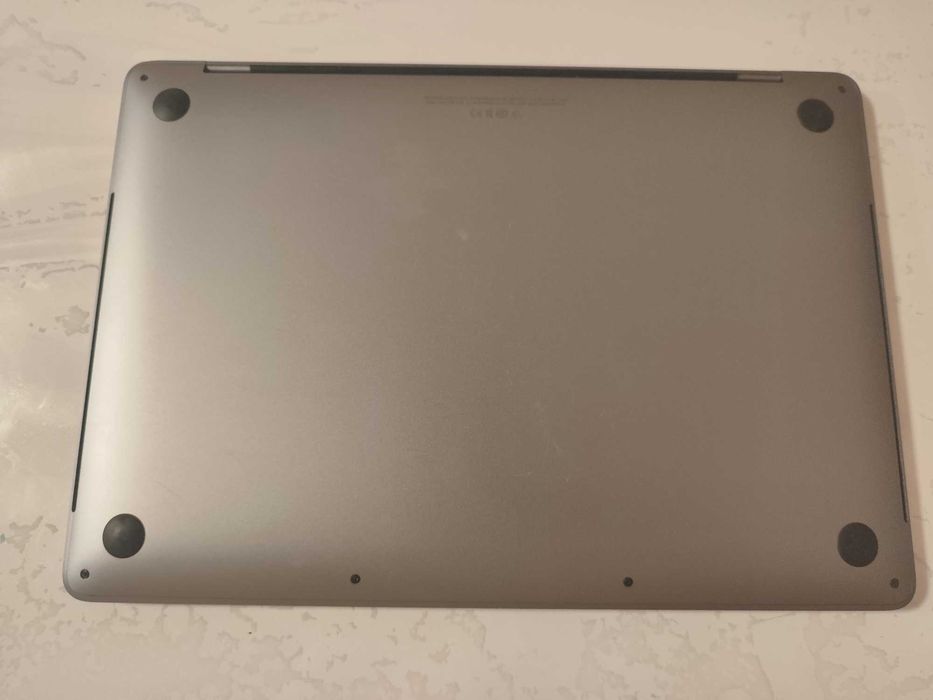 Продам Mac Book PRO 13 inch 2020 Four Thunderbolt