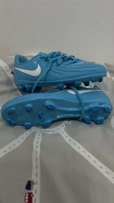 chuteira Nike Phantom GX II Futebol na cor azul