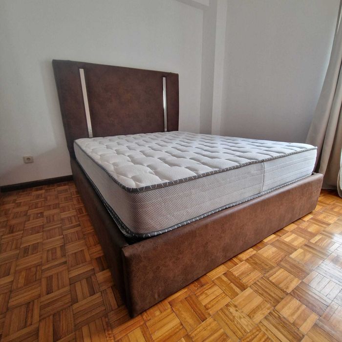 Camas De Casal Estofadas ALTA GAMA - MODELO TABELHA - Top de Gama 190x140m Estrado Incluído!!
