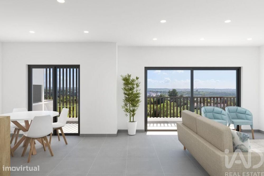 Apartamento T2 em Mexilhoeira Grande de 93,00 m2