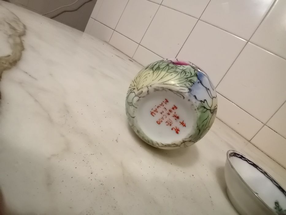 Conjunto de 2 Artigos em Porcelana Antigos