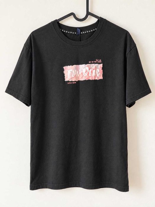 T-shirt preta com estampado Fun Bear — Tamanho S (unisexo)